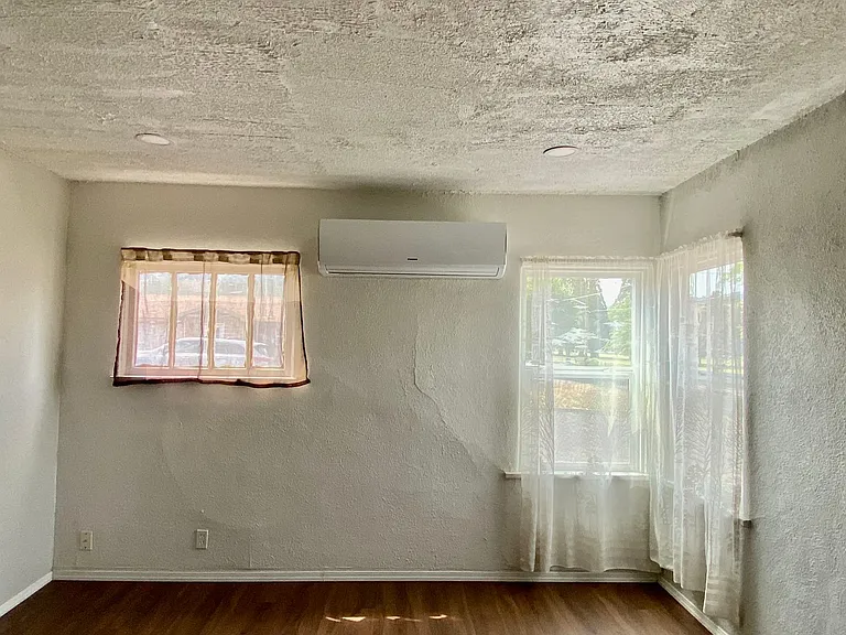1803 Siskiyou St — Photo 20