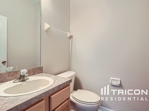 5th image of 16631 Fresh Meadow Dr