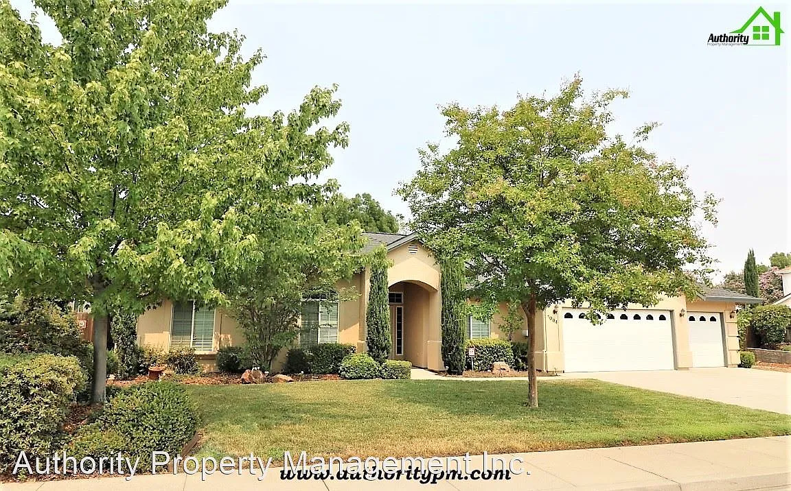 1084 Rollingview Dr photo 1