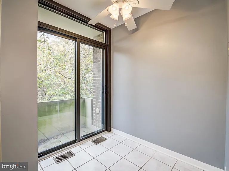 1265 Delaware Ave SW #52 — Photo 33