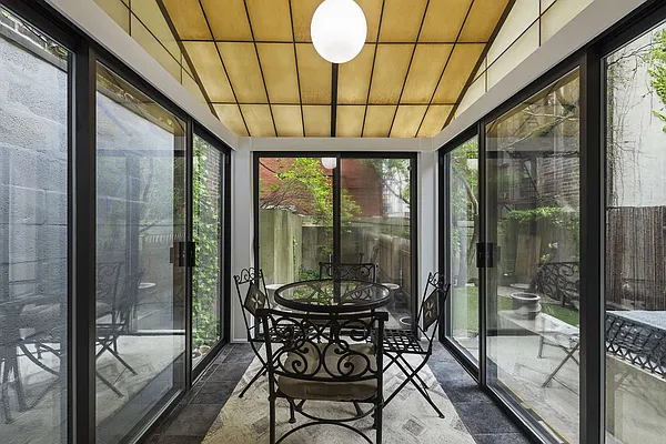 Rented by Avenues Real Estate | media 18