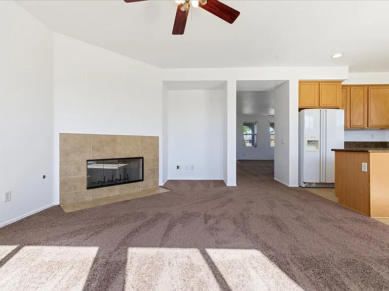 37771 Guildford St — Photo 12