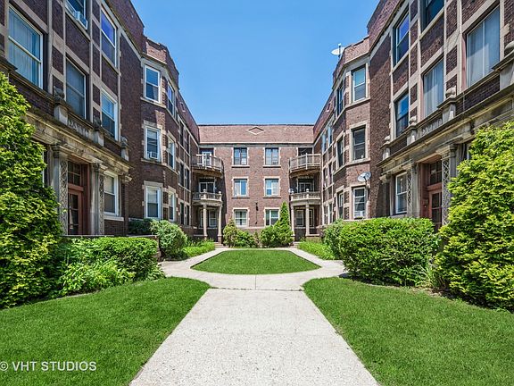 2nd image of 832 E Hyde Park Blvd Unit 1