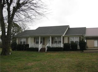 394 Canaan Rd, Columbia, TN 38401