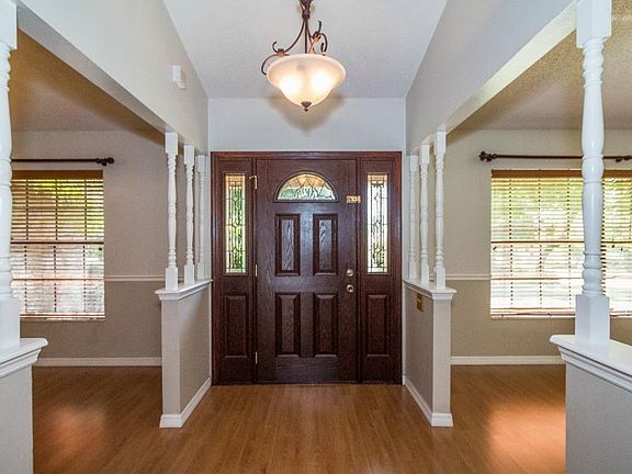 3rd image of 5784 Tamarack Dr