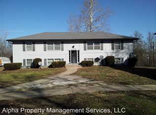 206 N Grant Ave APT B, Knob Noster, MO 65336