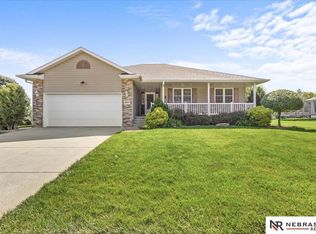 10470 N 150th St, Waverly, NE 68462