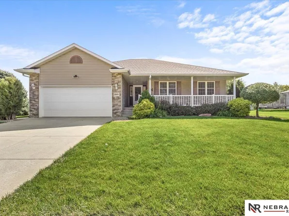 10470 N 150th St, Waverly, NE 68462