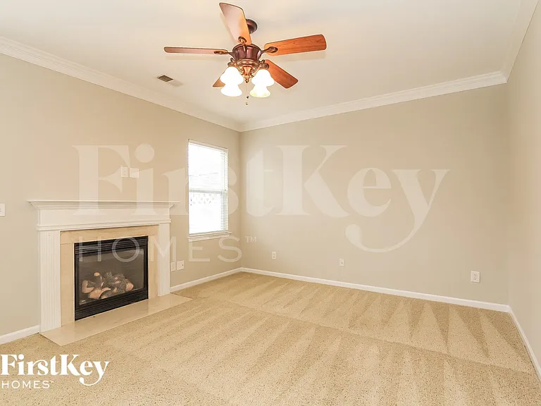 13540 Aldenbrook Dr — Photo 2