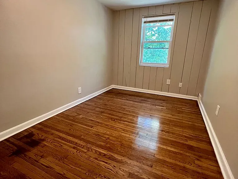 534 S 4th St — Photo 9