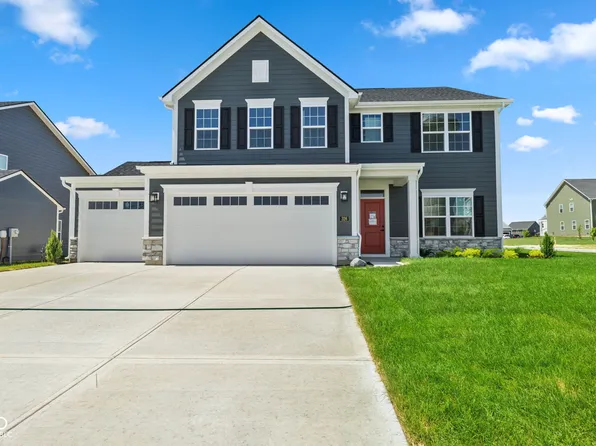326 McNair Rd, Whiteland, IN 46184