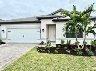10424 Maddox Ln, Bonita Springs, FL 34135