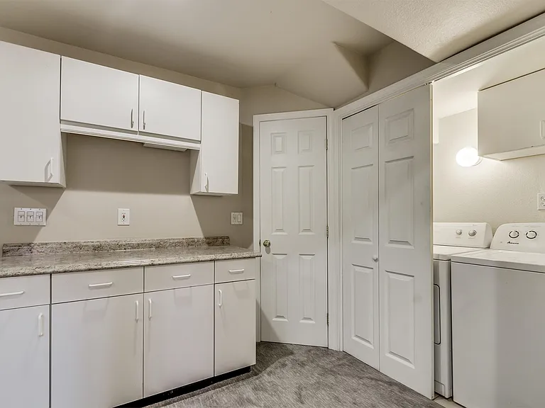 8708 Greengrass Way — Photo 23