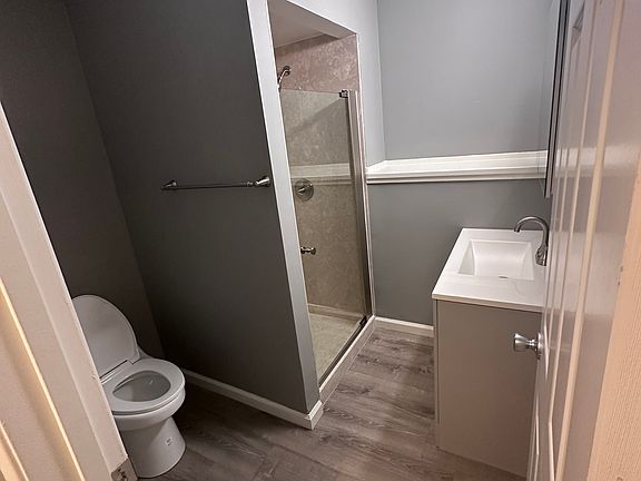 5th image of 912 El Camino Real APT 21