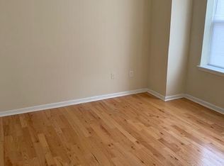 614 S 4th St FL 3, Philadelphia, PA 19147