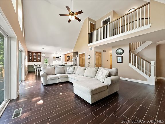 3rd image of 29792 Hazel Rd