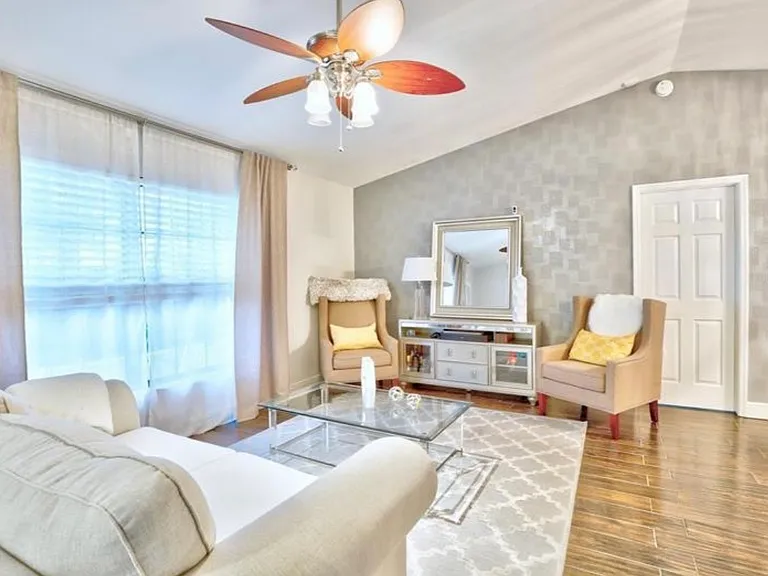 8209 Wellsmere Cir — Photo 18
