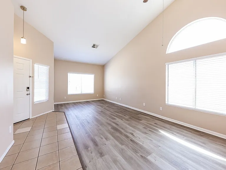 14815 W Dovestar Dr — Photo 4