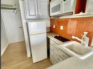 555 NE 15th St, Miami, FL 33132