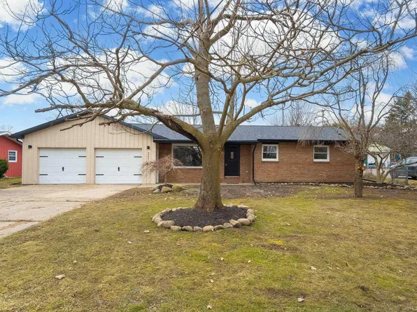 6346 1st St, Mayville, MI 48744
