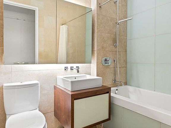5th image of 247 W 46th St APT 301