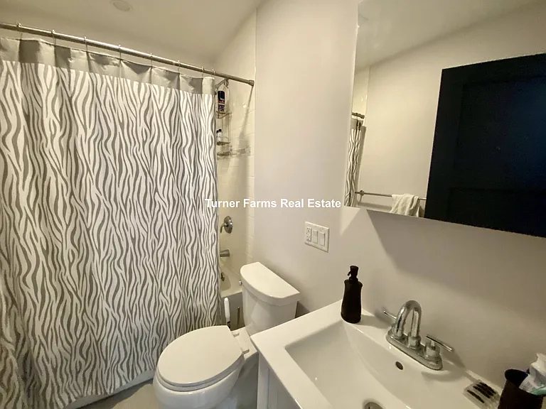 11 Highland Park Ave #2A — Photo 19