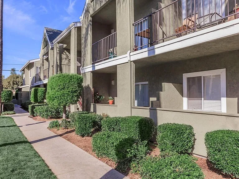 Peppertree Gardens — Photo 25