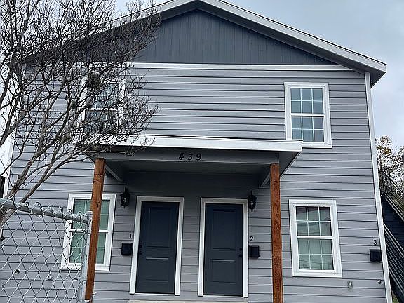 2nd image of 439 Porter St