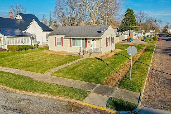 3643 S Race St — Photo 18