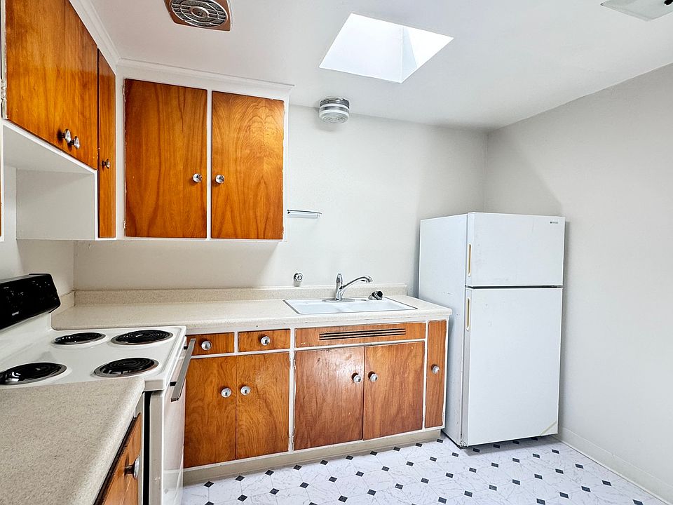 1st image of 14340 32nd Ave NE #14340