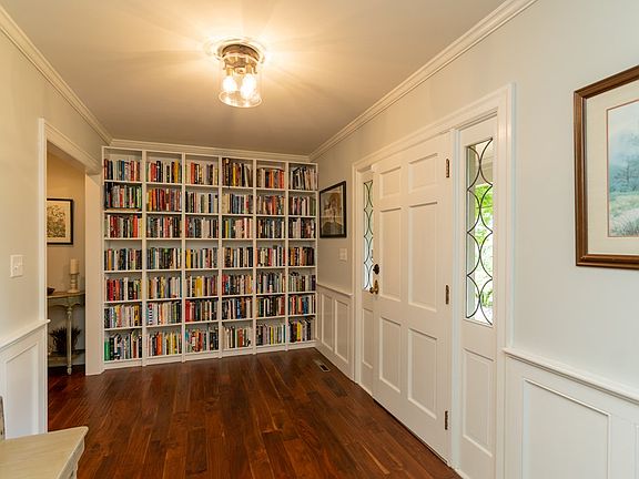 3rd image of 2413 Woolson Rd