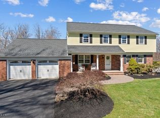 12 Heritage Dr, Sparta, NJ 07871