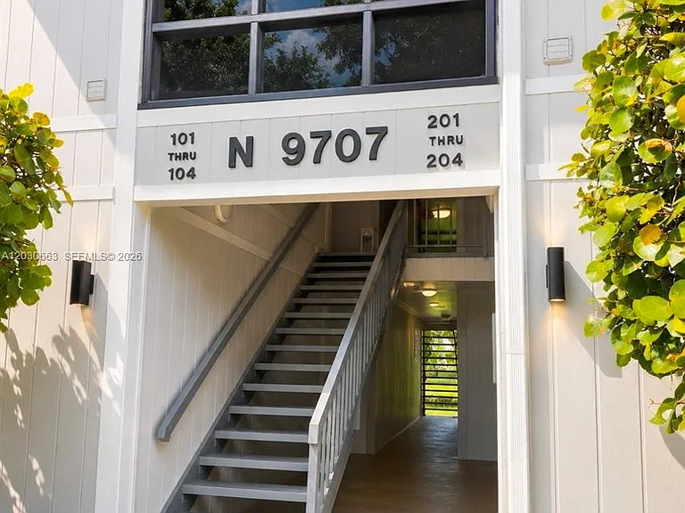 9707 Hammocks Blvd #103 — Photo 6