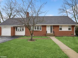 43 Washington St, Glenview, IL 60025