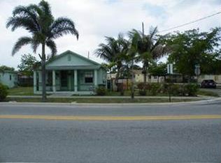 402 Foster Rd, Hallandale Beach, FL 33009