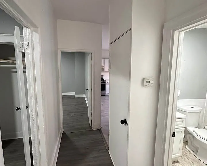 1035 Morris St #B — Photo 8