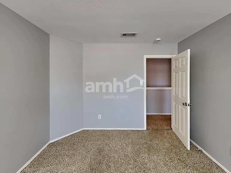 2203 Shady Birch Dr — Photo 15