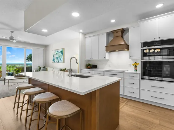 3920 N Highway A1a APT 203, Hutchinson Island, FL 34949