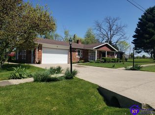 809 Martin Ln, Radcliff, KY 40160