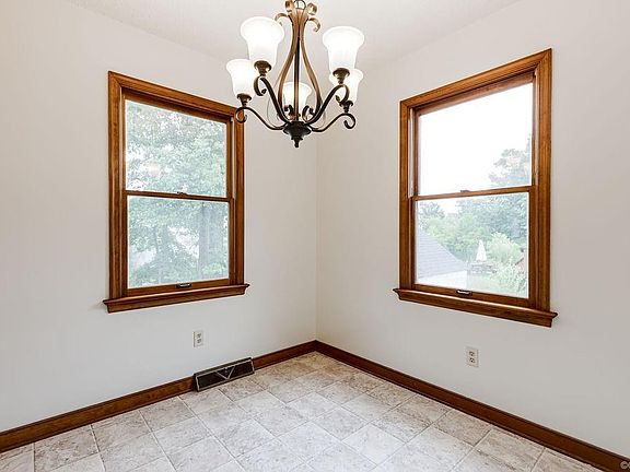 4th image of 7240 Harbor Hill Dr