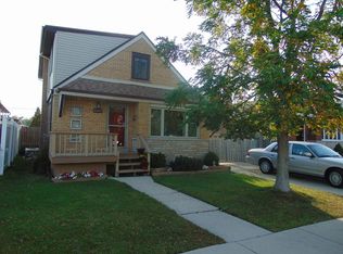 8165 S Kenneth Ave, Chicago, IL 60652