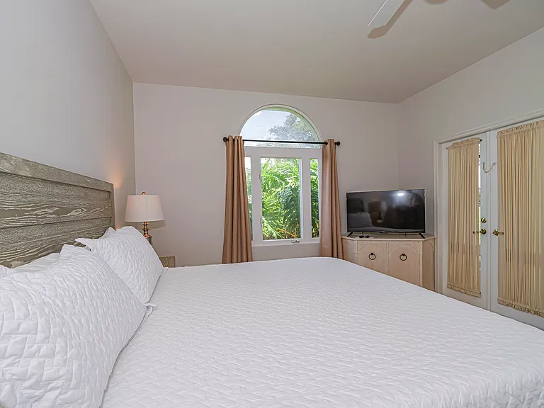 5035 Harmony Cir #101 — Photo 17