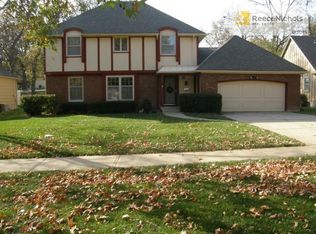 9914 Roe Ave, Overland Park, KS 66207