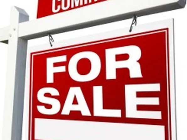 3173 Ambrose Rd, Hayes, VA 23072