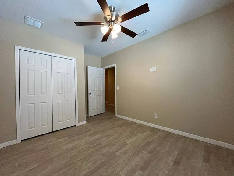 1404 S Parsons Ave #A — Photo 6