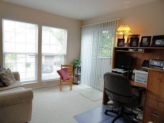 5th image of 9957 Edgewood Ln #14E