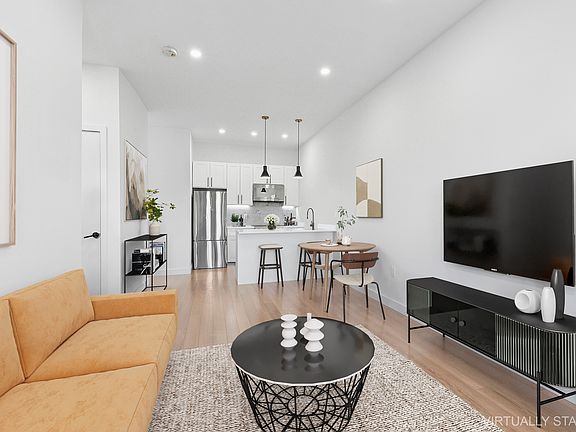 3rd image of 204 Smith St #3R