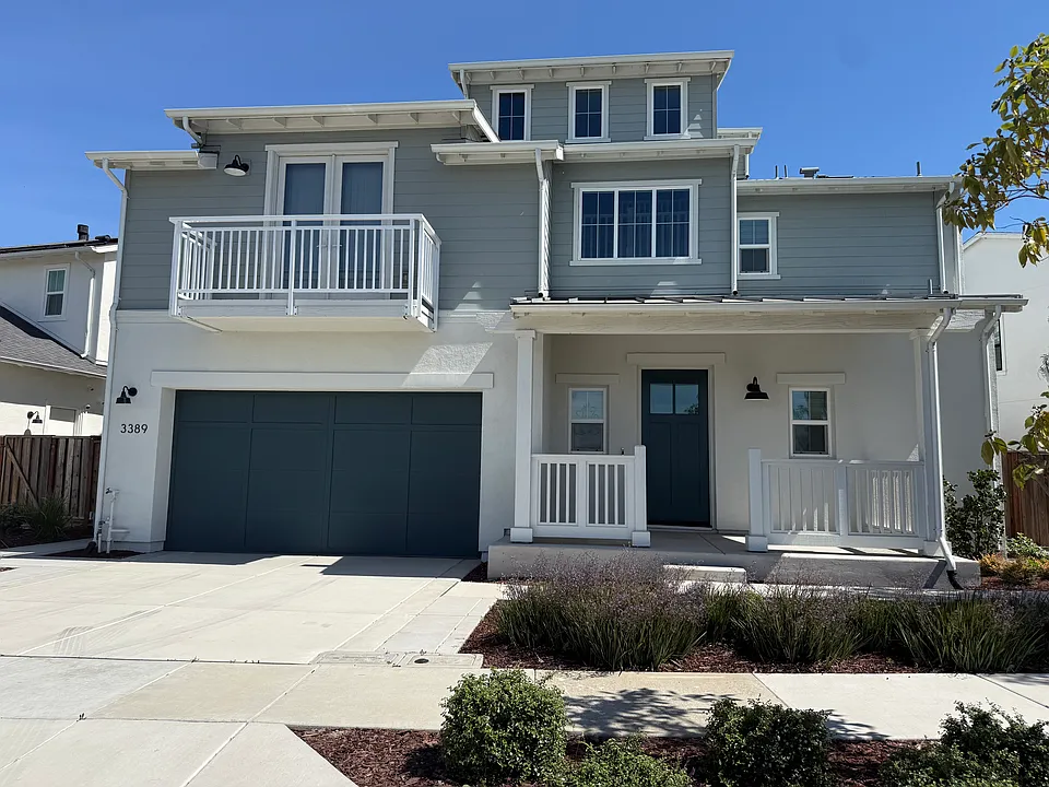 3389 Delta Coves Dr