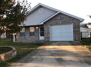 207 Cottrell Ln, Elizabethtown, KY 42701