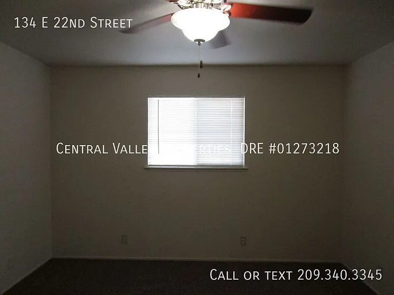 134 E 22nd St — Photo 5
